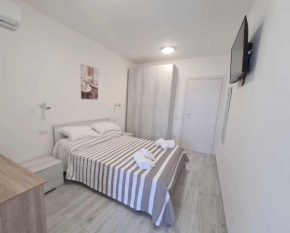 Civico 14 Apartment 4B Monserrato